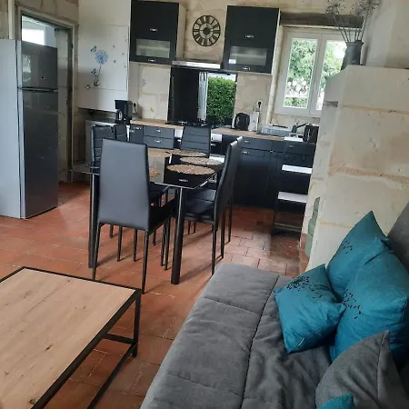 Holiday home Gite Aux Pissenlits *